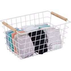 Ce panier en métal est un vrai panier à tout faire et offre un espace de rangement pour vos accessoires. Portable grâce aux 2 ...