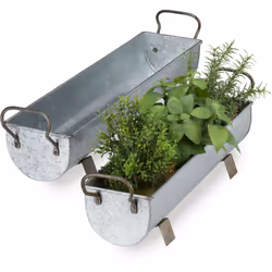 Description générale Les pots de fleurs semi-ronds en look zinc sont idéaux pour vos plantes sur le balcon, la terrasse ou da ...