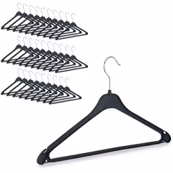 Pour des vêtements sans plis et une bonne vue d’ensemble de votre placard, cet ensemble de cintres est parfait. Les cintres e ...