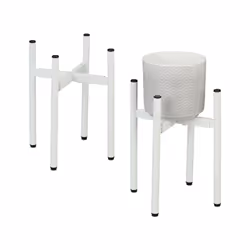 Grâce à sa largeur variable, ce porte-plantes en lot de 2 peut s’adapter à différentes dimensions de pots. Conçu en fer, ce p ...