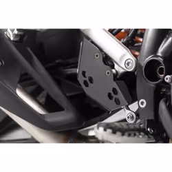 SW-Motech Noir. KTM 1050/1090/1190/1290 Adventure. - Noir. KTM 1050/1090/1190/1290 Adventure.