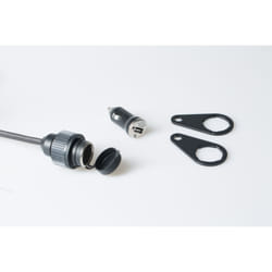 SW-Motech Fixation universelle M8 & M10. Avec USB Adapter. - Fixation universelle M8 & M10. Avec USB Adapter., noir