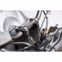 SW-Motech h=20 mm. Noir. Suzuki GSX-S 1000/ F/ SK (15-). - h=20 mm. Noir. Suzuki GSX-S 1000/ F/ SK (15-).