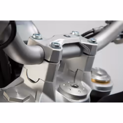 SW-Motech H=30 mm. Gris. BMW F 750/800 GS (17-). - H=30 mm. Gris. BMW F 750/800 GS (17-)., argent