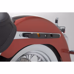 SW-Motech Harley-Davidson Softail Deluxe (17-). Pour LH2. - Harley-Davidson Softail Deluxe (17-). Pour LH2.