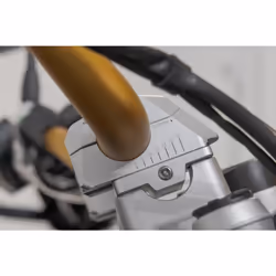 SW-Motech H=32mm. Recul de 5/10/15/20/25/30 mm. Gris - H=32mm. Recul de 5/10/15/20/25/30 mm. Gris, argent