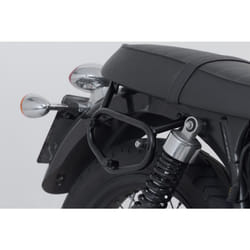 SW-Motech Triumph Thruxton 900 (04-15)/Bonneville SE(04-16). - Triumph Thruxton 900 (04-15)/Bonneville SE(04-16).