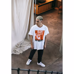 T-shirt Mister Tee no mercy