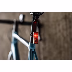 XLC 2500218911 torche et lampe de poche Noir, Rouge Feu clignotant pour vélo LED