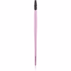 Le pinceau essence Brow game changer assure un maquillage parfait des joues.