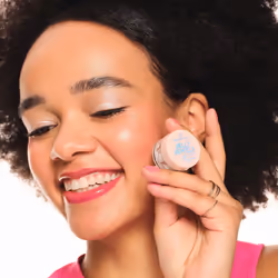 Essence JELLY JEWELS ombre à paupière 4,2 g 02 Celestial Shimmer Colle pailletée - Vue supplémentaire 7