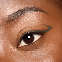 Essence Satin Blend eye pencil 0,22 g Gel 06 Deep Olive - Vue supplémentaire 7