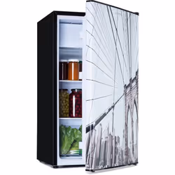 COMPACT : Le combiné réfrigérateur-congélateur Klarstein CoolArt avec son volume fraîcheur généreux est idéal pour les céliba ...