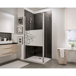 Paroi de douche à l'italienne avec retour pivotant, profilé aspect chromé, paroi fixe Walk In style industriel, NewStyle Schulte traitement