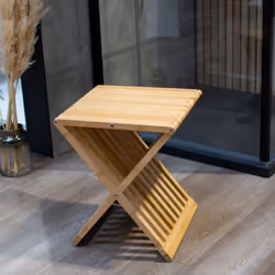Tabouret de douche pliable, bambou nature Un siège de douche est un accessoire utile dans votre salle de bains. Avec son desi ...