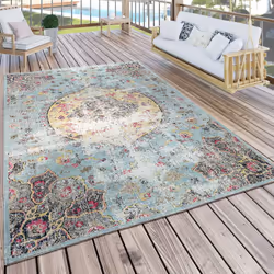 Les motifs gais sont le thème principal de cette collection. Ces tapis haut de gamme arborent aussi bien des motifs orientaux ...