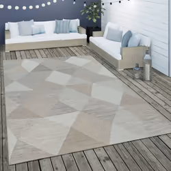 Confortables et ornés de motifs ethniques, ces tapis d'intérieur et d'extérieur apportent un look scandinave à votre terrasse ...