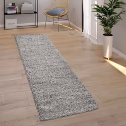 Le confort en toute simplicité : ces tapis à poils longs incroyablement doux au toucher et à l'aspect moelleux apporteront un ...