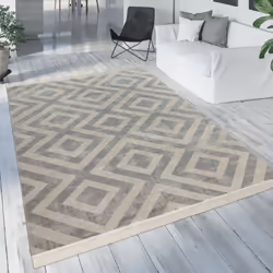 Apportez un esprit scandinave sur votre balcon ou votre terrasse. Ces tapis d'intérieur et d'extérieur tendance donnent joyeu ...