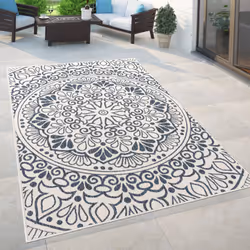 Un beau tapis sublime toutes les pièces, qu'il s'agisse du salon, de la chambre ou de la cuisine, surtout s'il présente un mo ...
