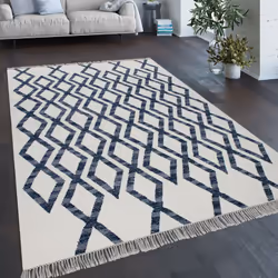 Si vous cherchez un tapis qui combine un flair exotique et une légèreté moderne, alors les modèles de cette collection sont l ...