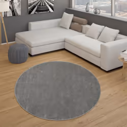 Quand d'autres tapis aux couleurs vives et aux motifs complexes doivent occuper le devant de la scène, les modèles unis de ce ...