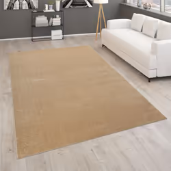 Quand d'autres tapis aux couleurs vives et aux motifs complexes doivent occuper le devant de la scène, les modèles unis de ce ...