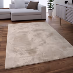 Comme sur des nuages ! Ces superbes tapis à poils longs n'ont nul besoin de motifs ou de designs multicolores pour attirer l' ...