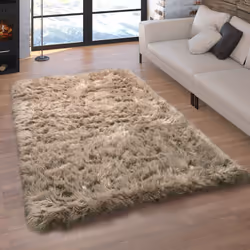 Après une longue journée de travail, plongez vos pieds dans les poils doux de ces tapis et laissez-vous transporter sur un pe ...