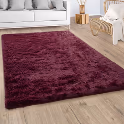 Même si le confort n’est pas souvent associé au sol plutôt froid, ces fabuleux tapis à longs poils parviennent à créer une pu ...