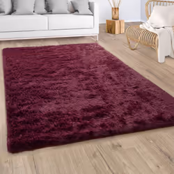 Même si le confort n’est pas souvent associé au sol plutôt froid, ces fabuleux tapis à longs poils parviennent à créer une pu ...