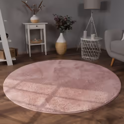 Comme sur des nuages ! Ces superbes tapis à poils longs n'ont nul besoin de motifs ou de designs multicolores pour attirer l' ...