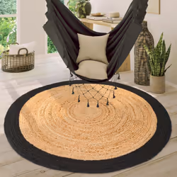 Quiconque a déjà testé le jute ne pourra plus y renoncer de sitôt. Ce tissu pratique à usage quotidien, que l’on connaît plut ...
