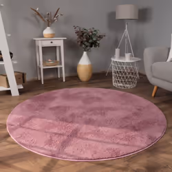 Comme sur des nuages ! Ces superbes tapis à poils longs n'ont nul besoin de motifs ou de designs multicolores pour attirer l' ...
