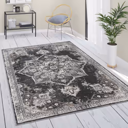Un incroyable mélange d’ancien et de nouveau, de classique et de moderne : ces superbes tapis allient l’opulence de designs o ...
