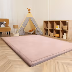 Transformez votre pièce préférée en oasis de bien-être grâce à ces tapis à poils ras pratiques qui embelliront votre intérieu ...