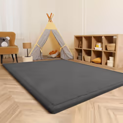 Transformez votre pièce préférée en oasis de bien-être grâce à ces tapis à poils ras pratiques qui embelliront votre intérieu ...