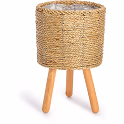 Description générale Apportez une touche d'originalité à votre intérieur avec ces élégants cache-pots. Disponibles dans des n ...
