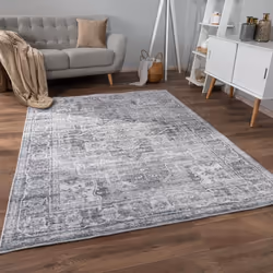 Combinez ces tapis tendance à poils ras à des couleurs modernes et des motifs traditionnels pour apporter une touche d’origin ...