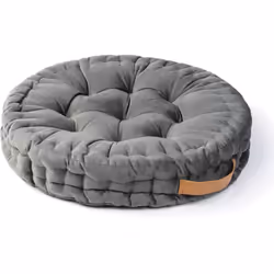 Plus une chaise de libre ? Pas de problème ! Cette collection de coussins de sol se distingue par des modèles ronds et carrés ...