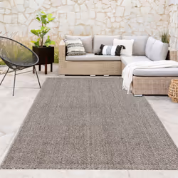 Avec ces tapis intemporels à la conception finement chinée, vous créez une touche spéciale dans votre maison. Le motif subtil ...