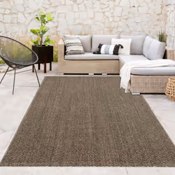 Avec ces tapis intemporels à la conception finement chinée, vous créez une touche spéciale dans votre maison. Le motif subtil ...