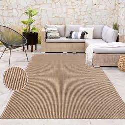 Pour créer un deuxième salon sur votre terrasse;: Ces tapis confortables d'intérieur et d'extérieur sont disponibles en beige ...
