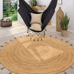 Quiconque a déjà testé le jute ne pourra plus y renoncer de sitôt. Ce tissu pratique à usage quotidien, que l’on connaît plut ...