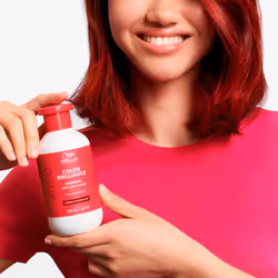 Invigo Color Brilliance Shampoing protecteur de couleur pour cheveux épais 500 ml - Vue supplémentaire 4