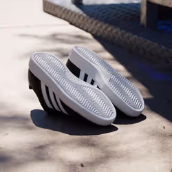 Adidas GW9196_680 chaussure de sport à la mode Noir - Vue supplémentaire 4