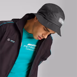 Bob Puma AMG formula one team Homme Noir
