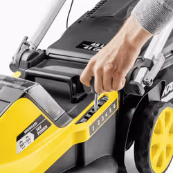 Kärcher LMO 5-18 Dual Marcher derrière un tracteur tondeuse Batterie Jaune, Noir - Vue supplémentaire 2