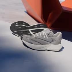 Adidas IH8606_570 Chaussure d'athlétisme Gris - Vue supplémentaire 4