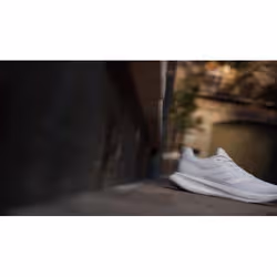Adidas IH7760_570 Chaussure d'athlétisme Blanc - Vue supplémentaire 2